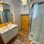 Ambra 4*