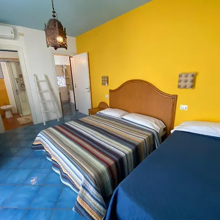 Ambra Aparthotel 2*